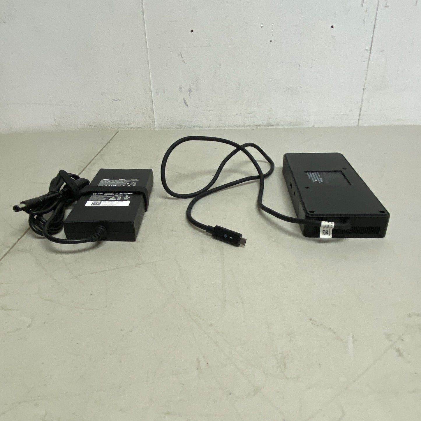 Dell Thunderbolt Docking Station w/ 180W AC Power (130W Power Delivery) WD19TBS