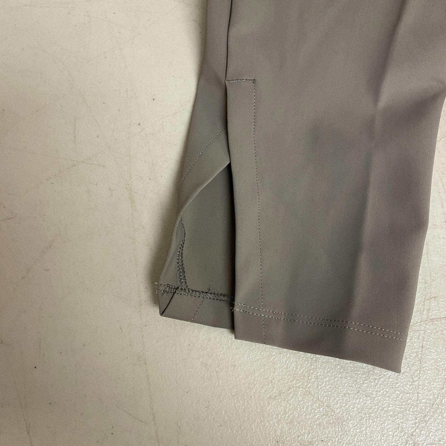 CALIA Women's Sculpt Vented Straight Leg Pant Dark Grey Solid Stylish WAX32287VC