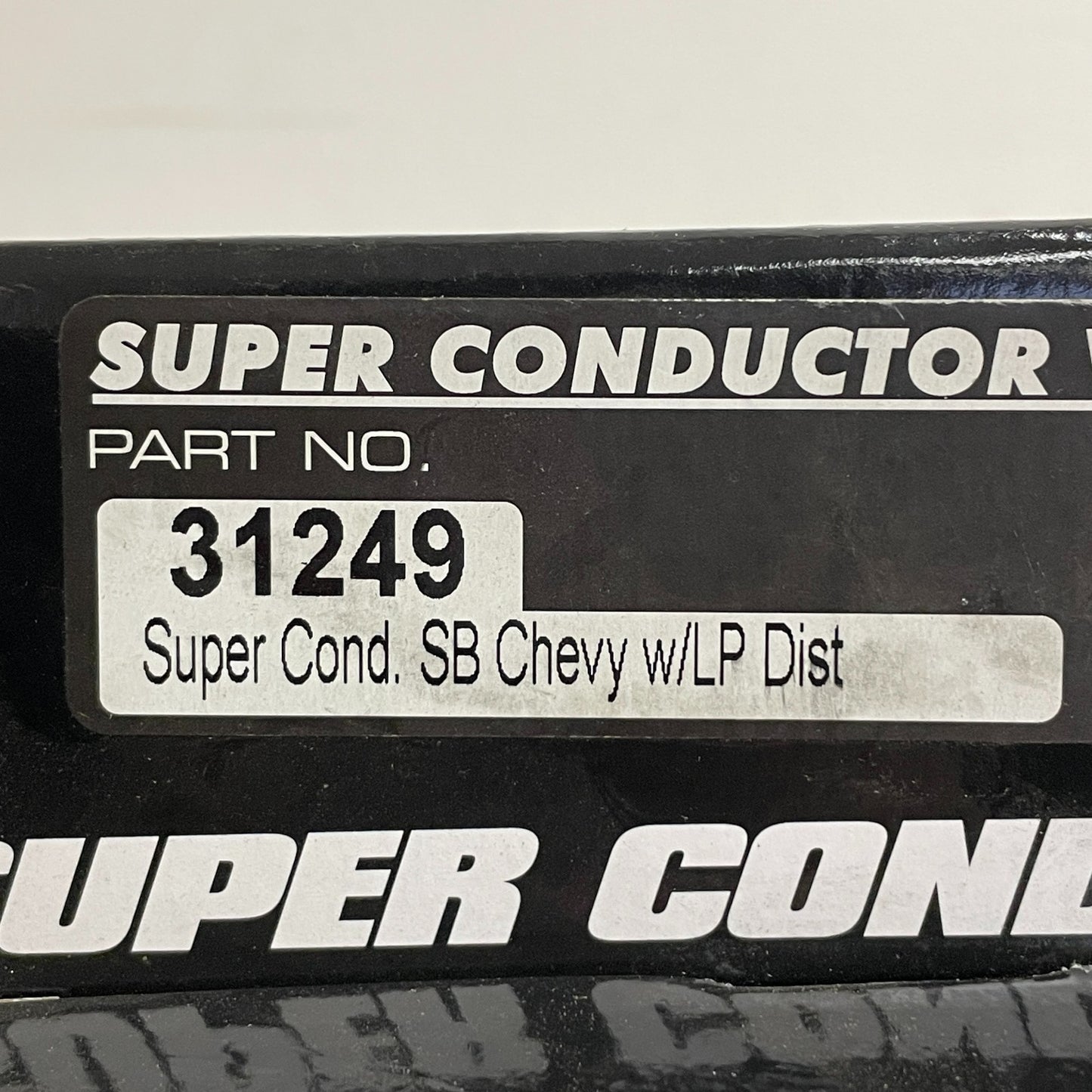 MSD Race-Tailored 8.5 mm Super Conductor Spark Plug Wire Set SBC 31249