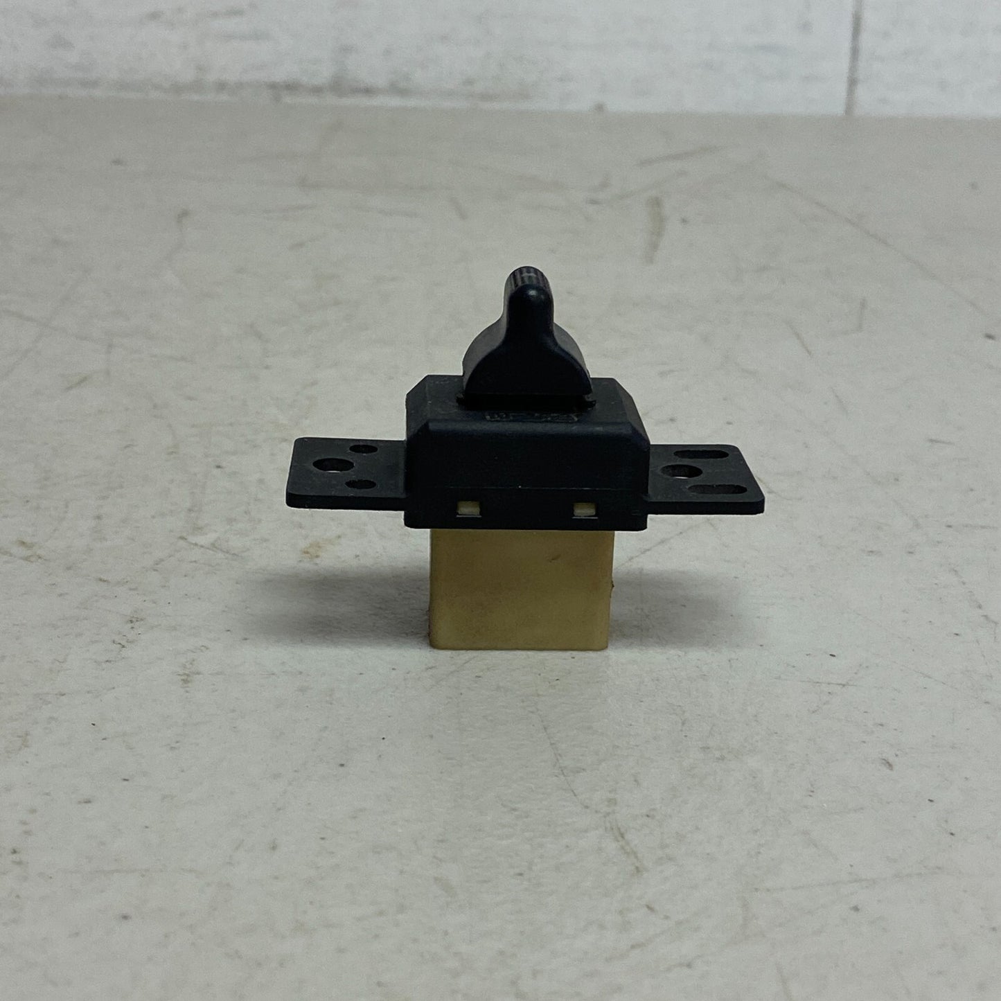 Door Window Switch Standard DS-1175 for 2001-2007 Chrysler Town Country & 01-07'