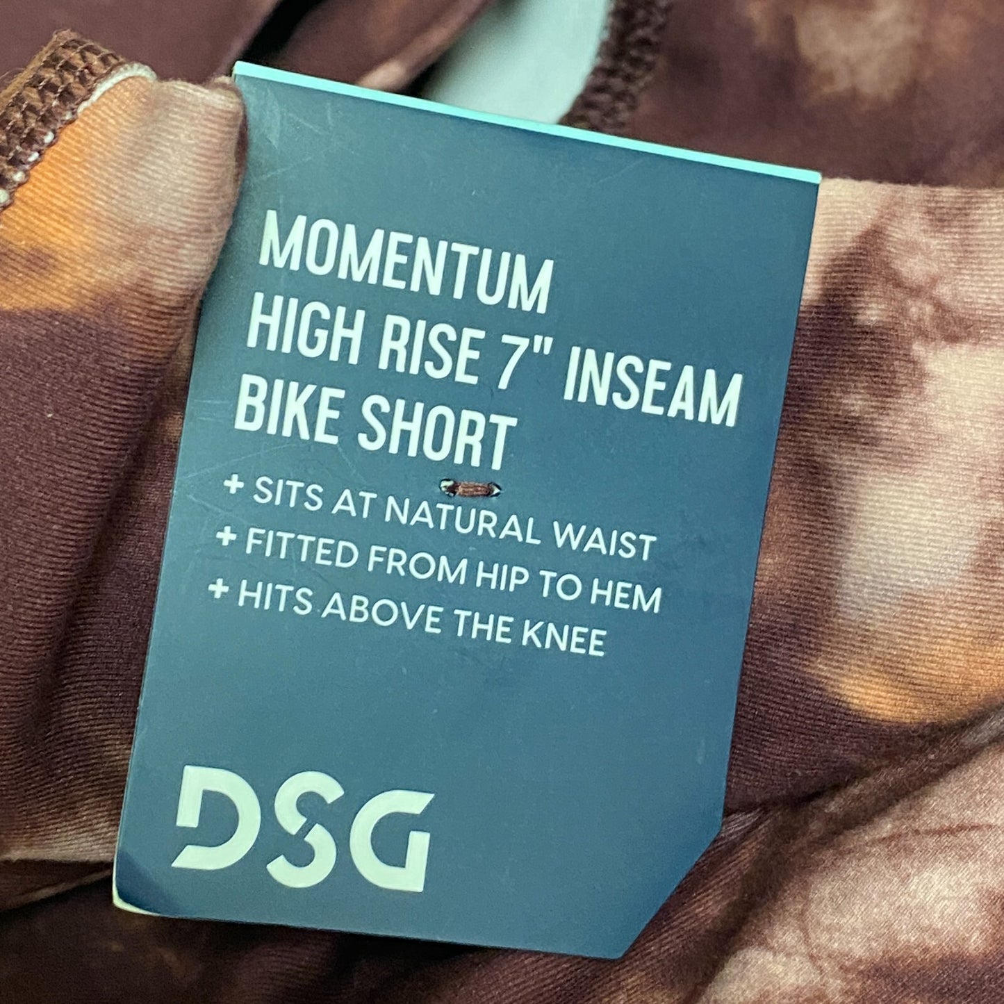 DSG Women's Momentum CrossOver Front Bike Short Splotch Dye Burgandy DAW22311PRT