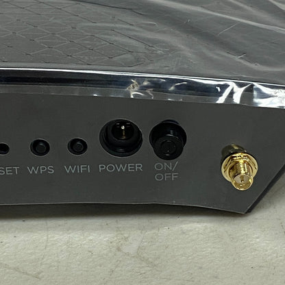 MOTOROLA AC2600 4x4 WiFi Smart Gigabit Router with Extended Range, Model MR2600