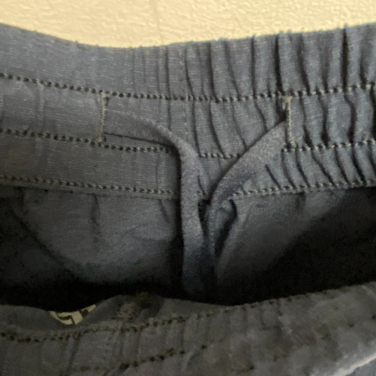 VRST Mens Elevate 8" inseam Run Shorts Darker Ardosia Blue Relaxed MAX231403