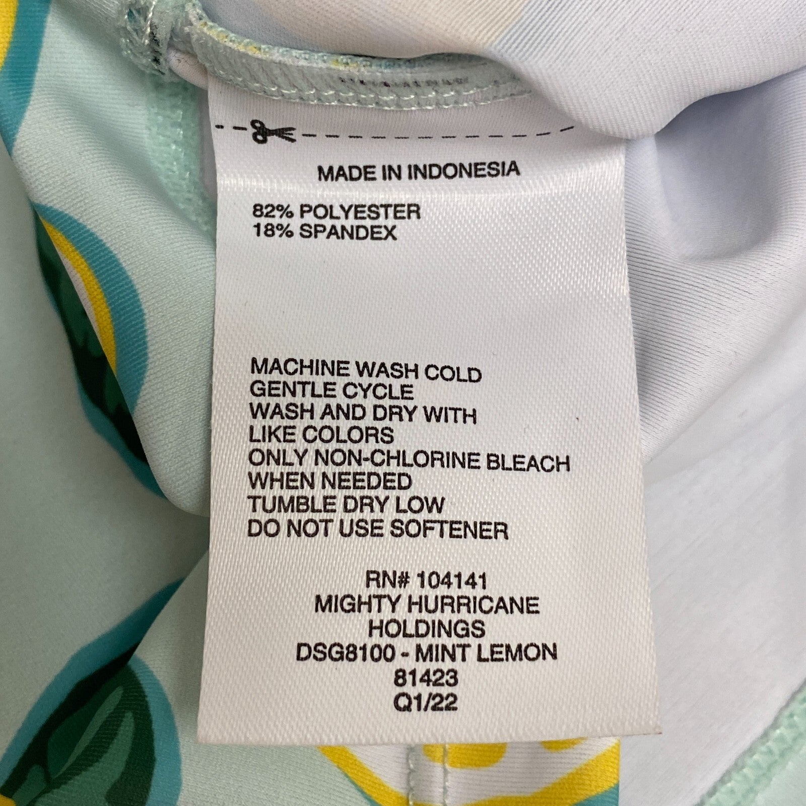 DSG Girls Swim Short Sleeve Crop Cute Print Summer Rash Guard Mint Lemon DSG8100