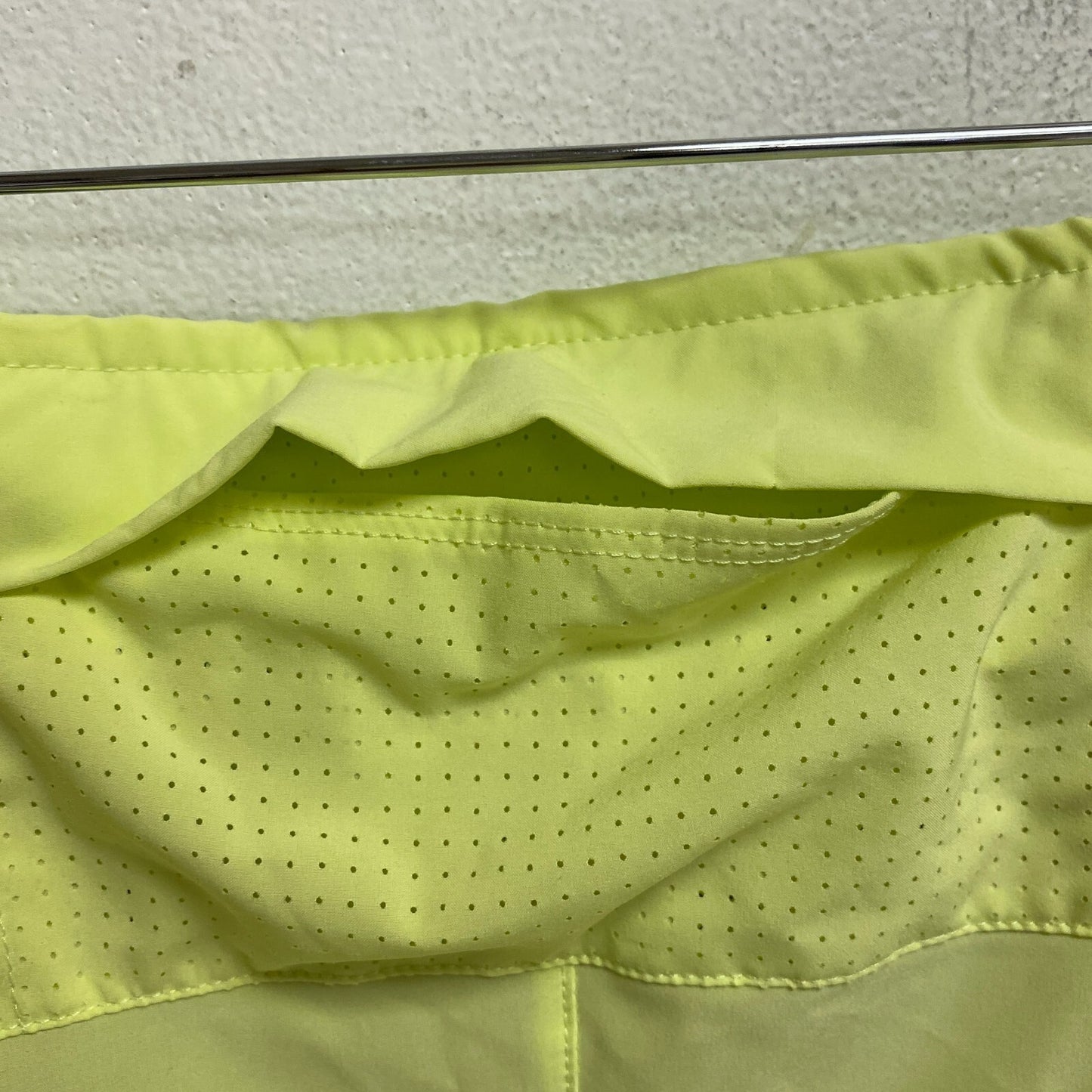 DSG Men's 7" 2-in-1 Stride Run Shorts Fresh Lime/Light Charcoal DAM12208HL