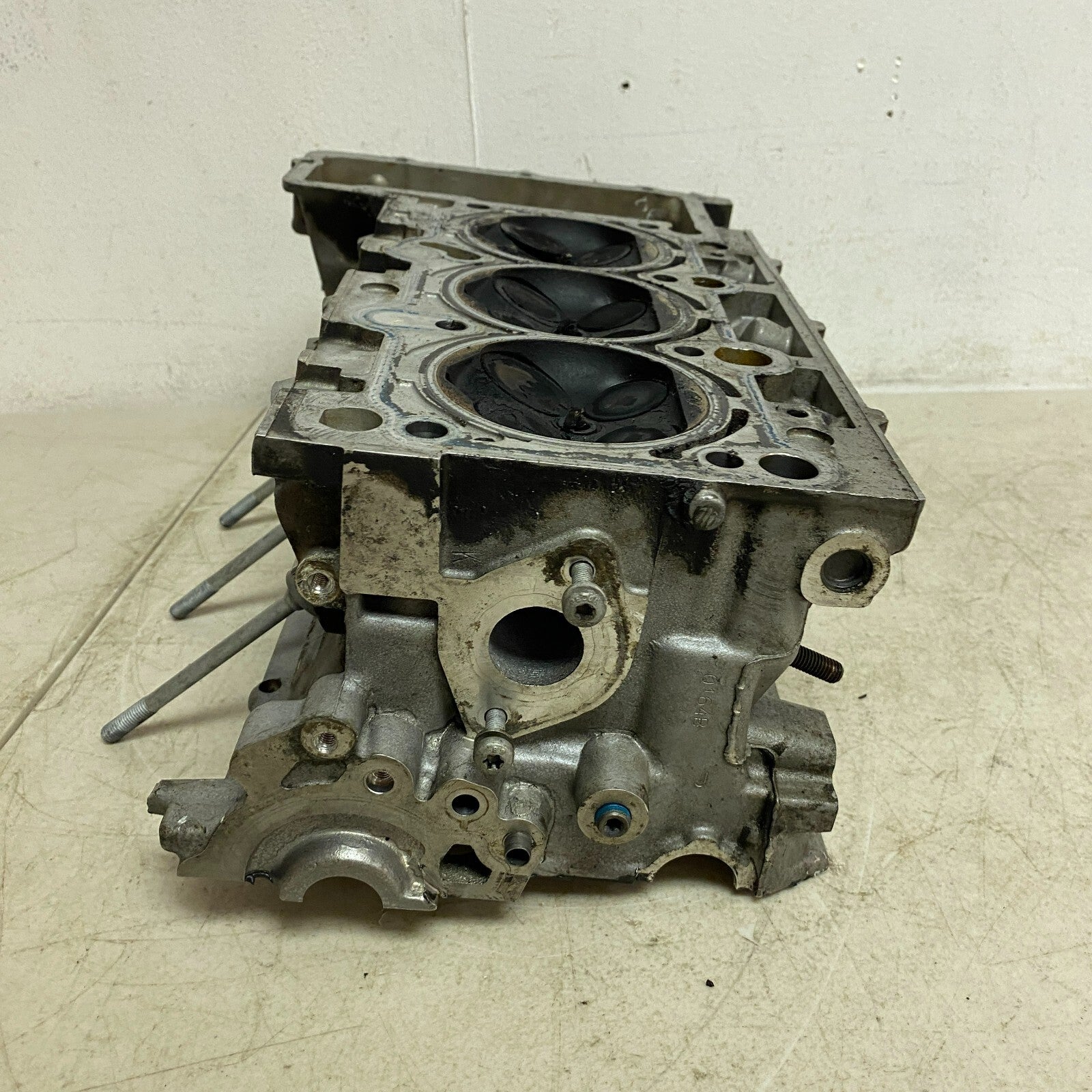 Audi PETROL ENGINE MOTOR LEFT CYLINDER HEAD 06E103404AA