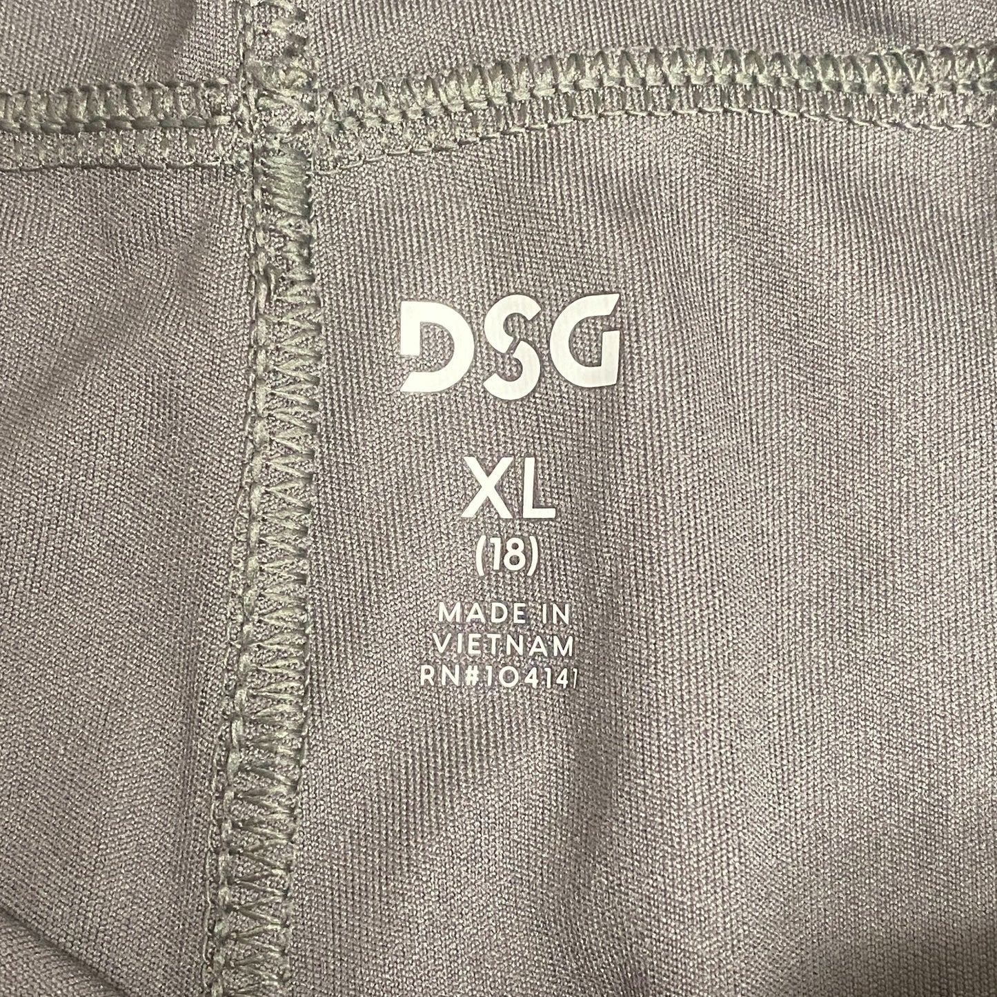 DSG Menâs Training Shorts Asphalt DAB12106 Athletic Workout Activewear