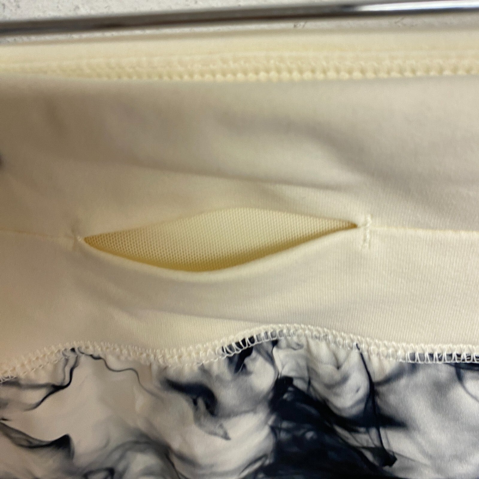 Calia Womensn Kick It up Short Sacred Smoke Unbleached WAX12261PRT BRAND NEW