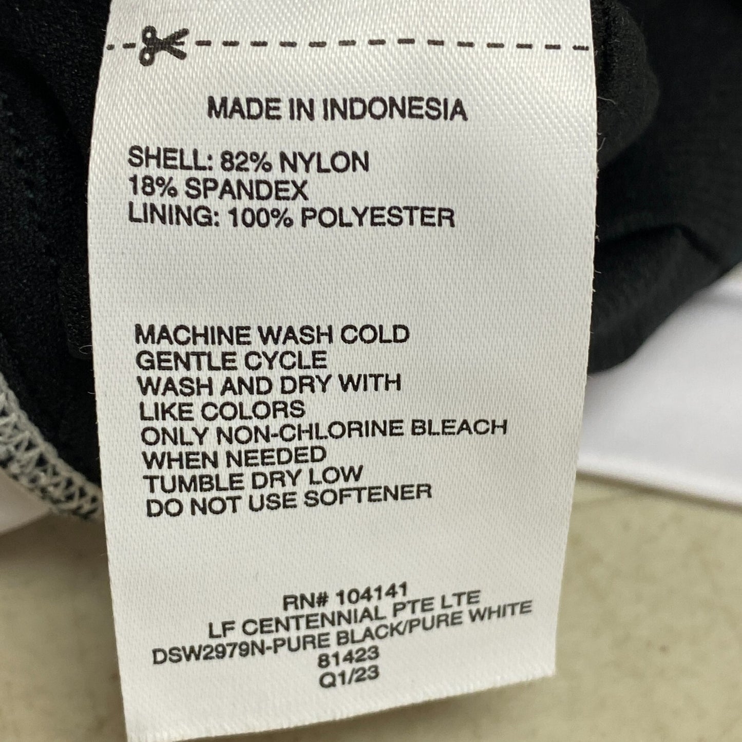 DSG Womens Maxine Swim Top Pure Black/White Solid Swim Trendy DSW2979N