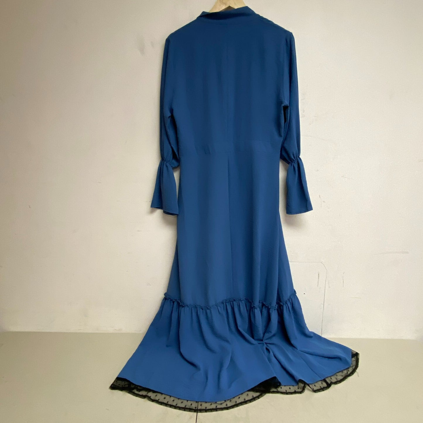 Destina Life Boho Maxi Dress Blue Black bottom accent and neck hanging Size US16