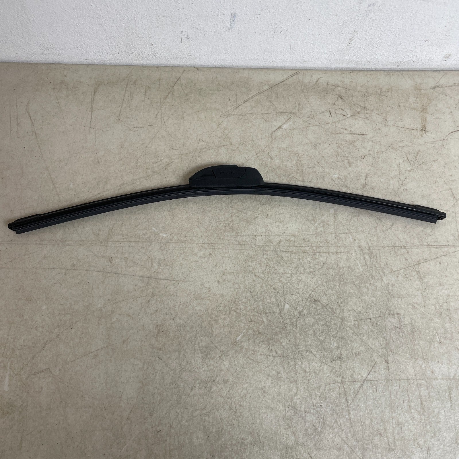 Bosch ICON 19A Premium Beam Wiper Blade 19″ All Season Black