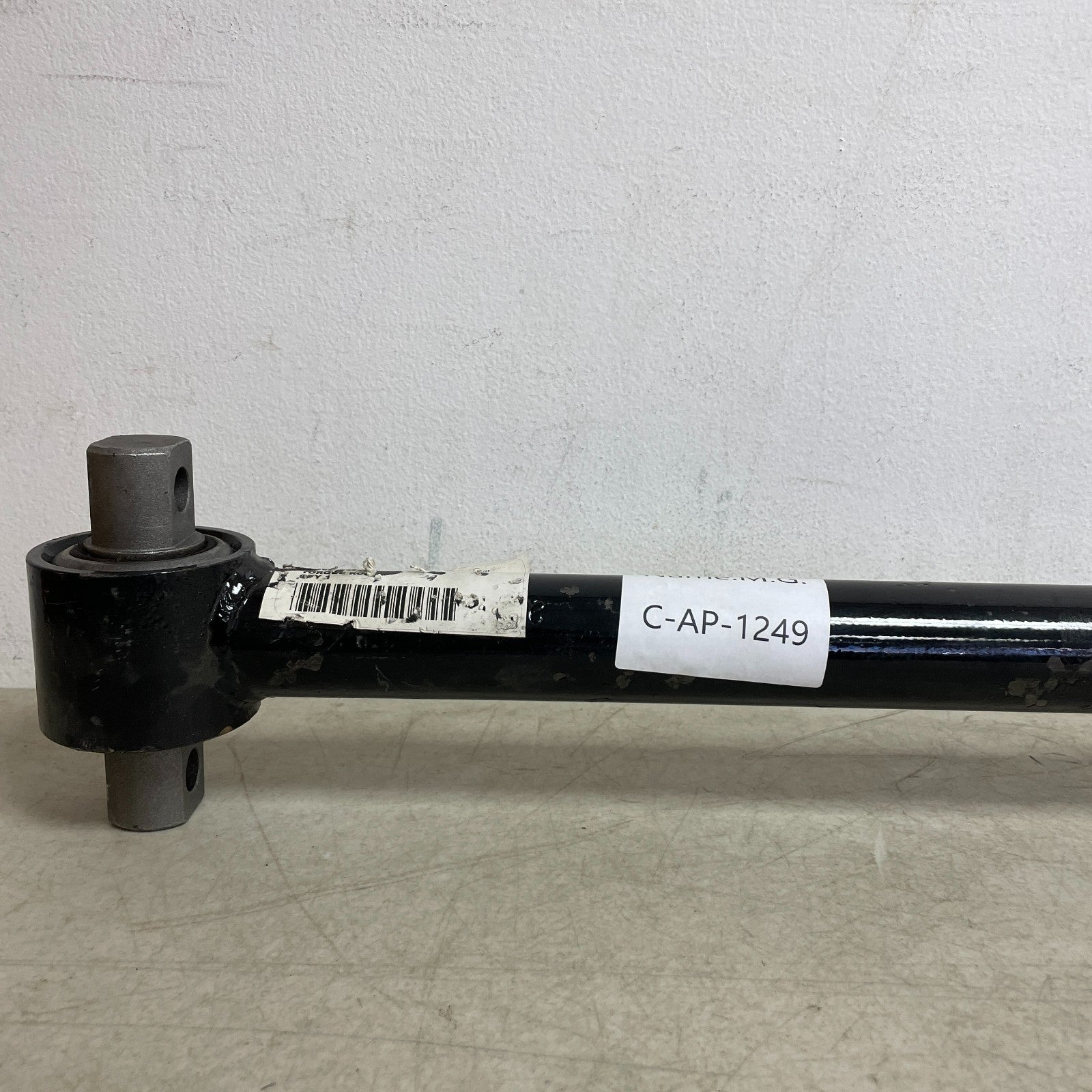 Automann TMR531 22.01" Torque Rod Volvo Air Ride 1-9/16" Shaft