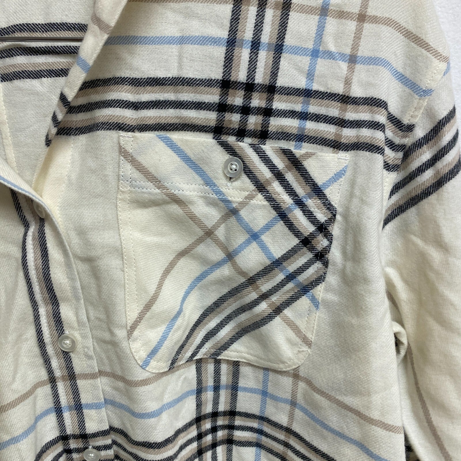 Alpine Design Women's W AD Journey Oversized Flannel Soft White Arrow Plaid