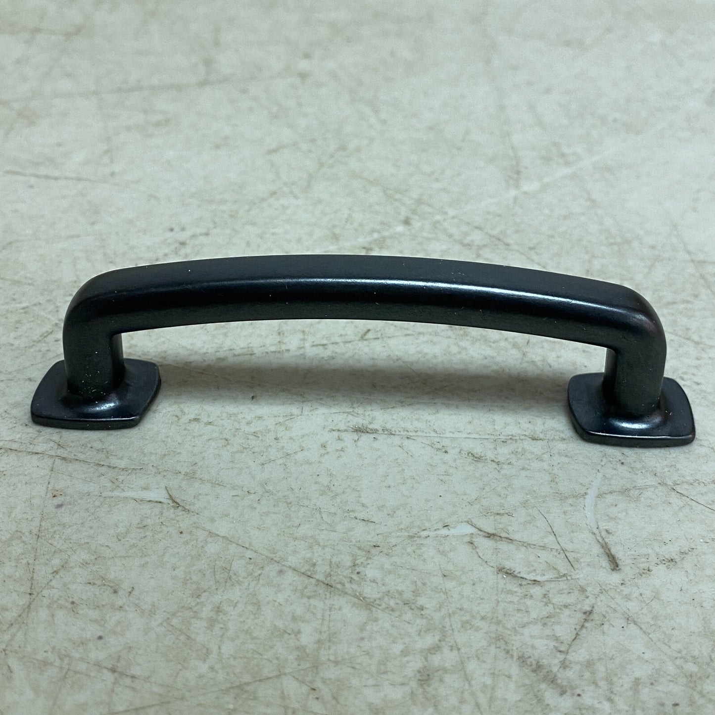 Hardware Resources 1- 3-3/4" (96 mm) Center to Center Soft Square Bold Cabinet..