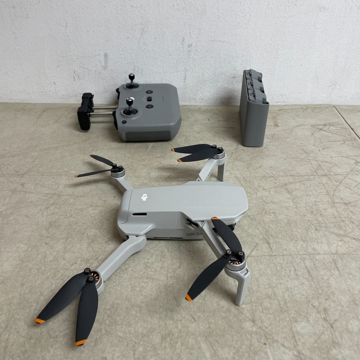 DJI Mini 4K Fly More Combo Drone 4K UHD Camera Under 249g 3-Batteries QuickShots