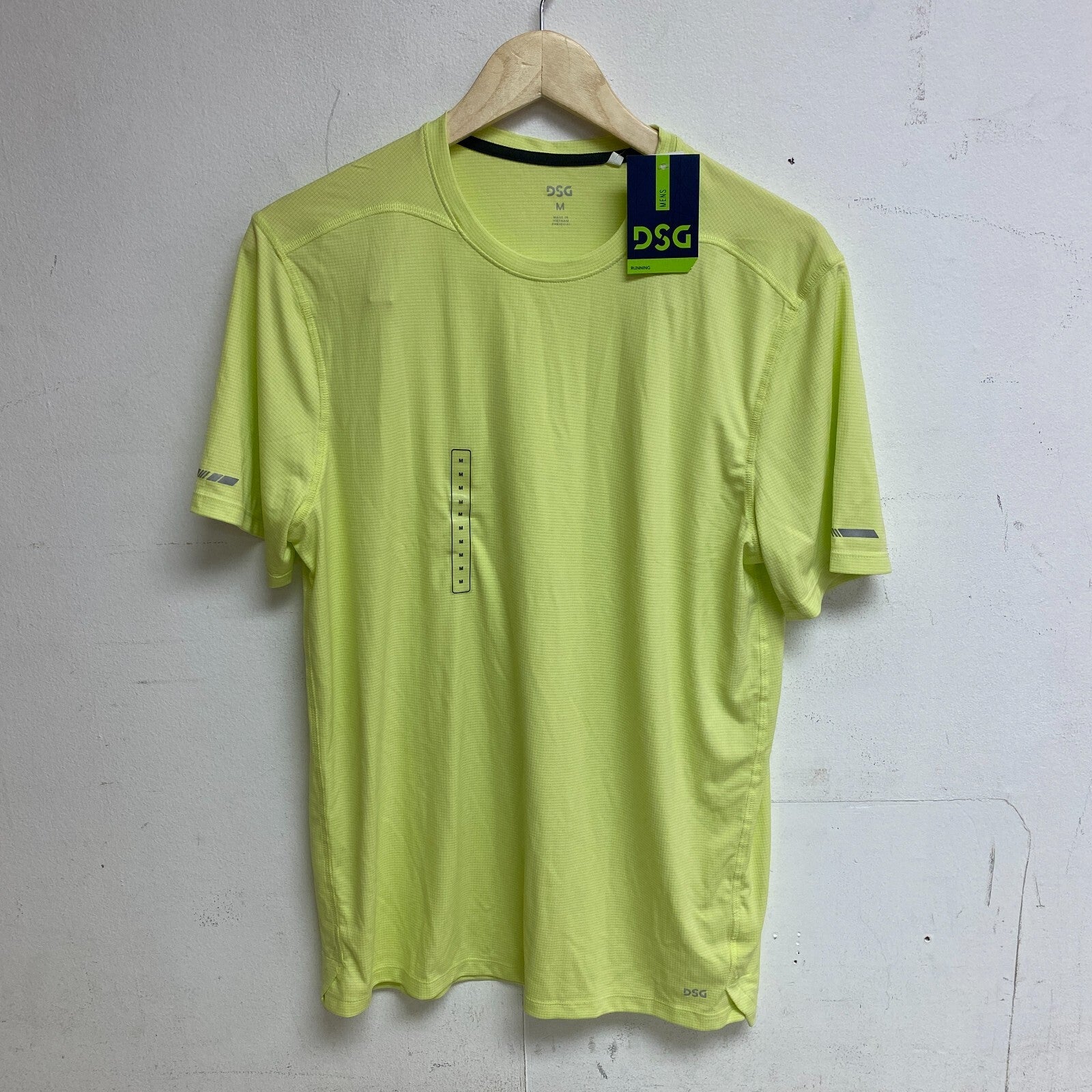 DSG Men's Running Polyester Short Sleeve T-Shirt Fresh Lime DAM12204 New