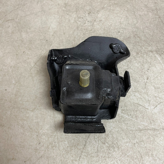 Carquest 2537 Front Left Automatic Transmission Mount Fits Buick Olds Pontiac