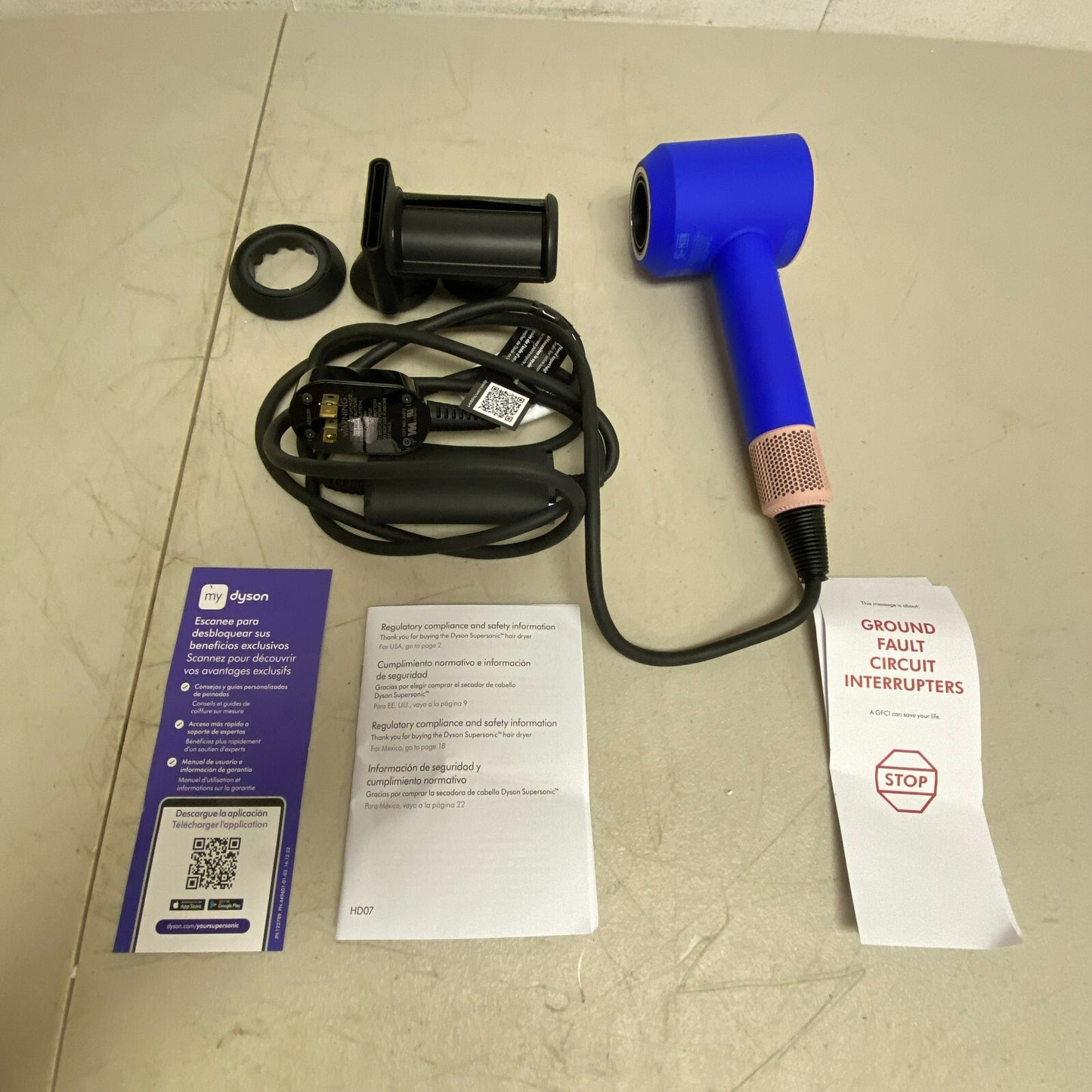 Dyson Supersonic™ hair dryer (Prussian Blue/Rich Copper)