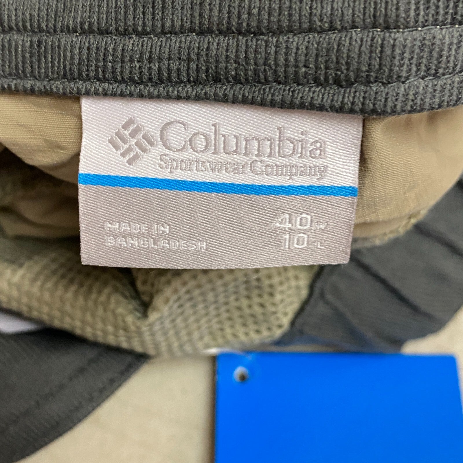 Columbia Men's Trendy Silver Ridge Cargo Shorts Olive Green AM4084-221 Size 40