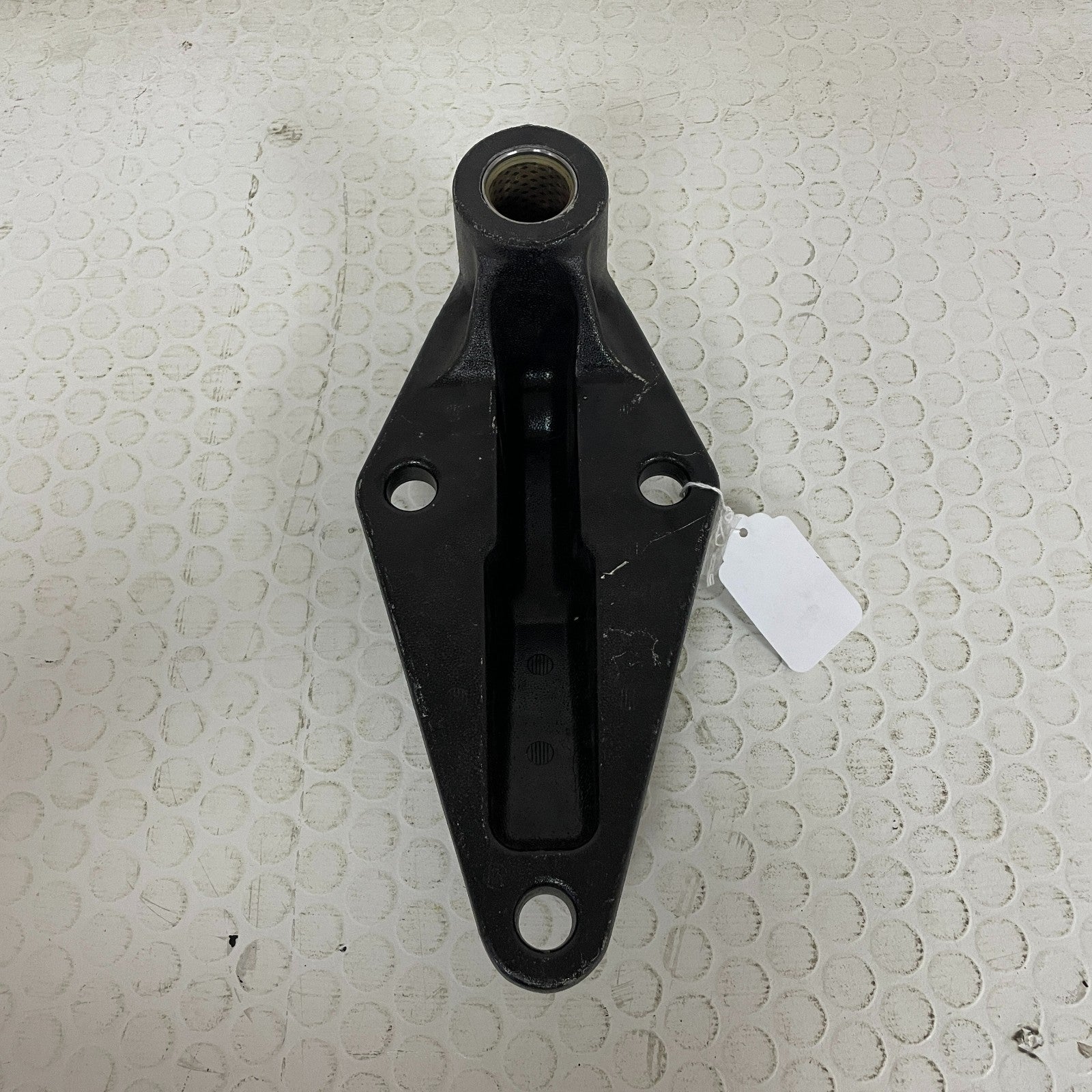 Automann Heavy-Duty Aluminum Leaf Spring Hanger Rear Front Peterbilt  M1811