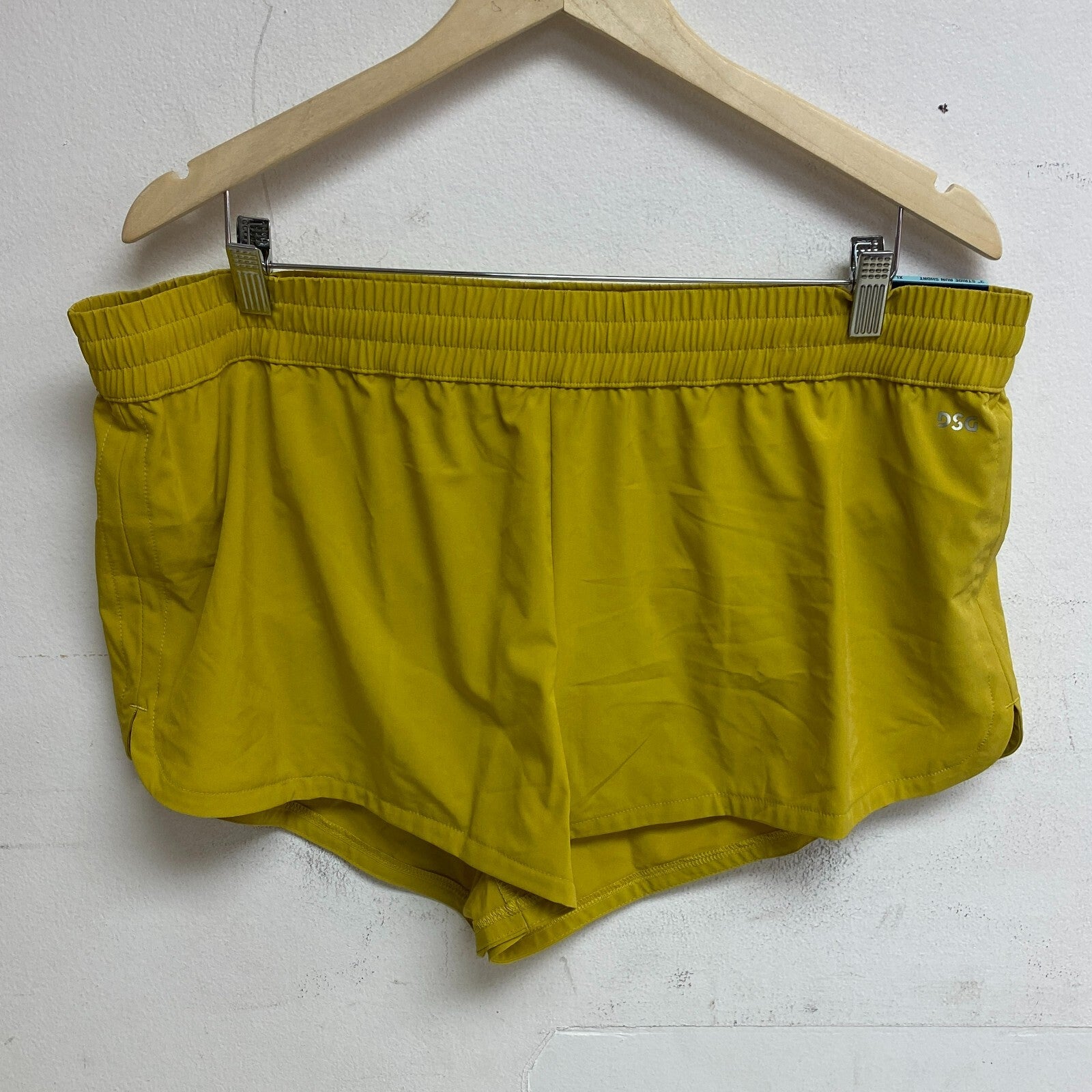 DSG Women's 3 in Stride Short Grounded Yellow Solid Stylish Trendy DAW39320AZ