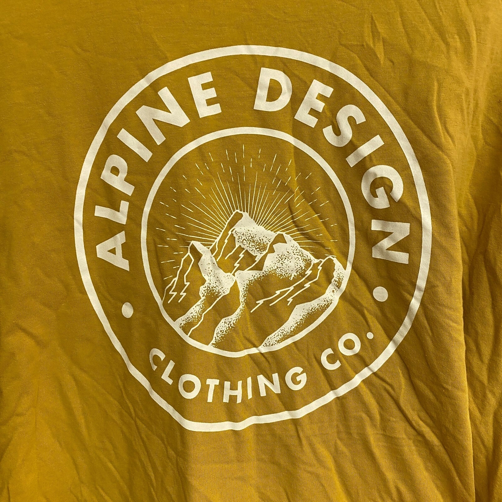 Alpine Design Men's AD M Long Sleeve Graphic Print Tee AD Logo/Gold ADM23200 New