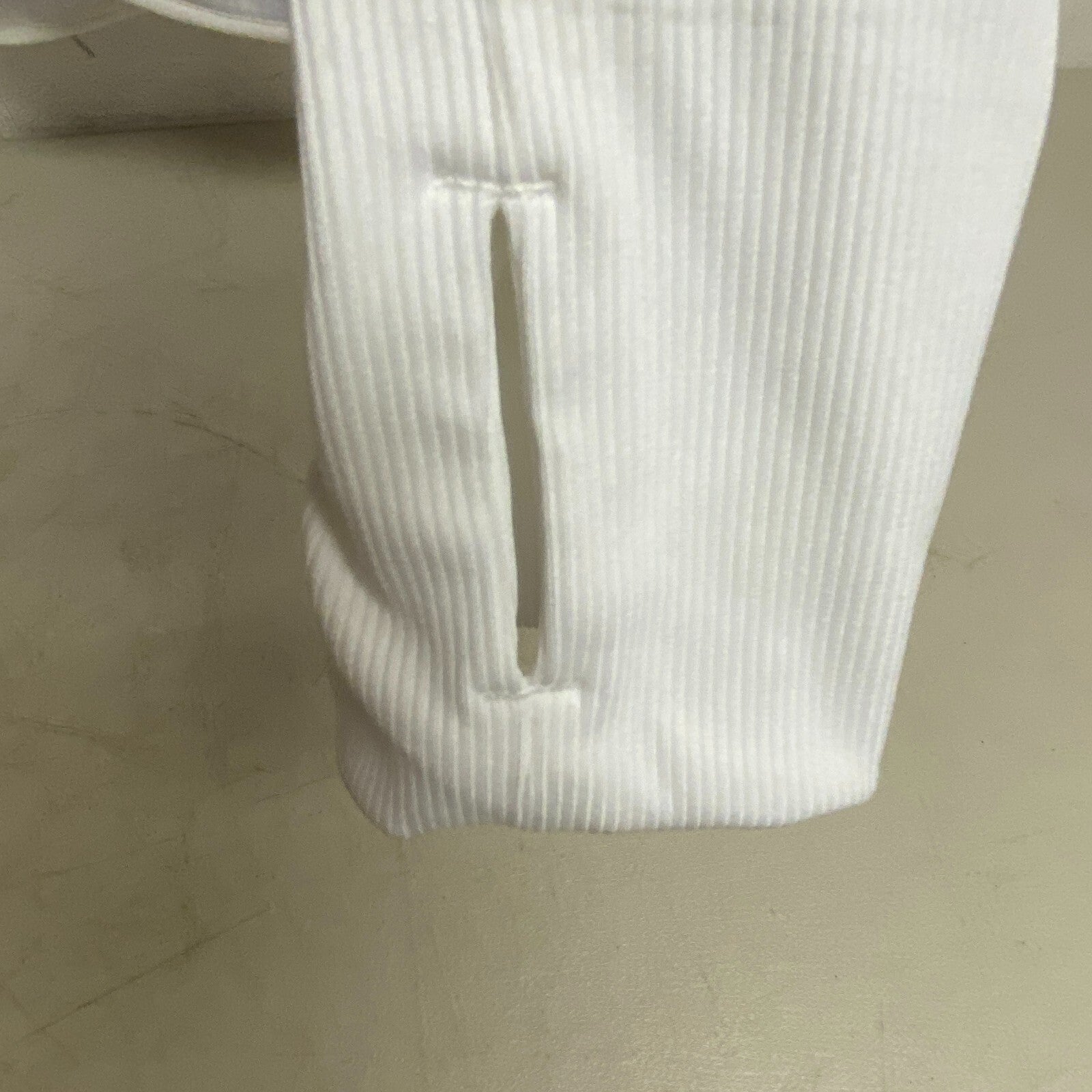 DSG Womens Run Grid Full Zip Pure White Jacket Solid Long Sleeve DAW21205