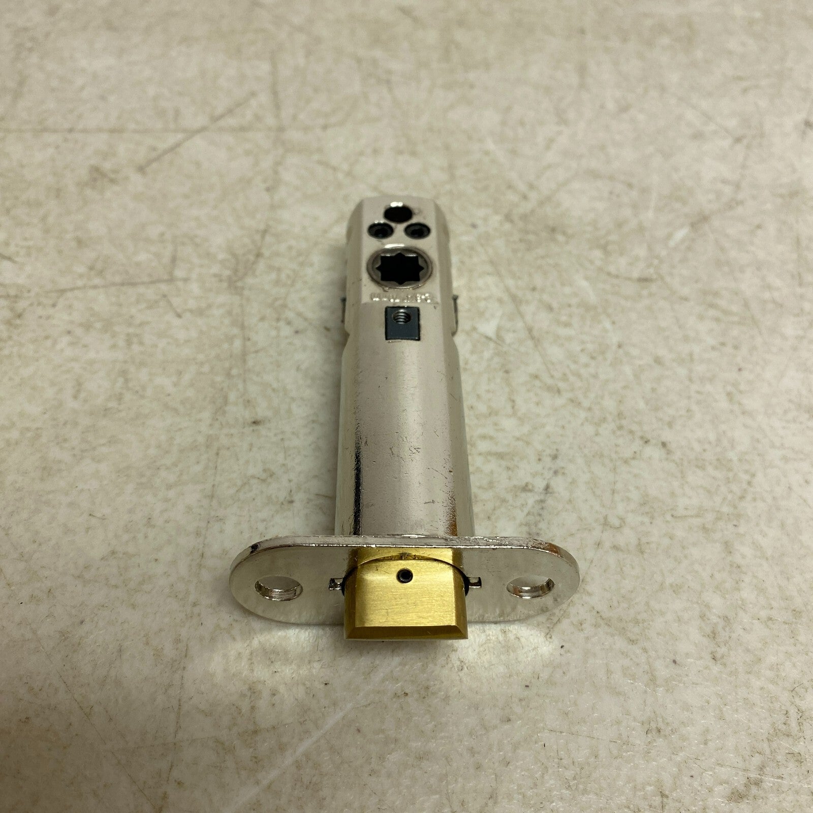 ARDWARE 2-3/4" LATCH SET- INCLUDES LATCH, PRIVACY PIN, STRIKE PLATE, FACE ,,,,,,