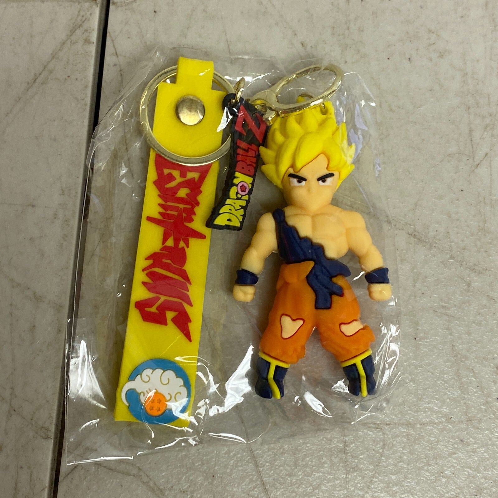 Assorted Dragon Ball Z Silicone Keychain with Super Saiyan Goku Accessory New!